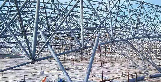 东台盘点螺栓球网架对于选材方面的4个基本恳求